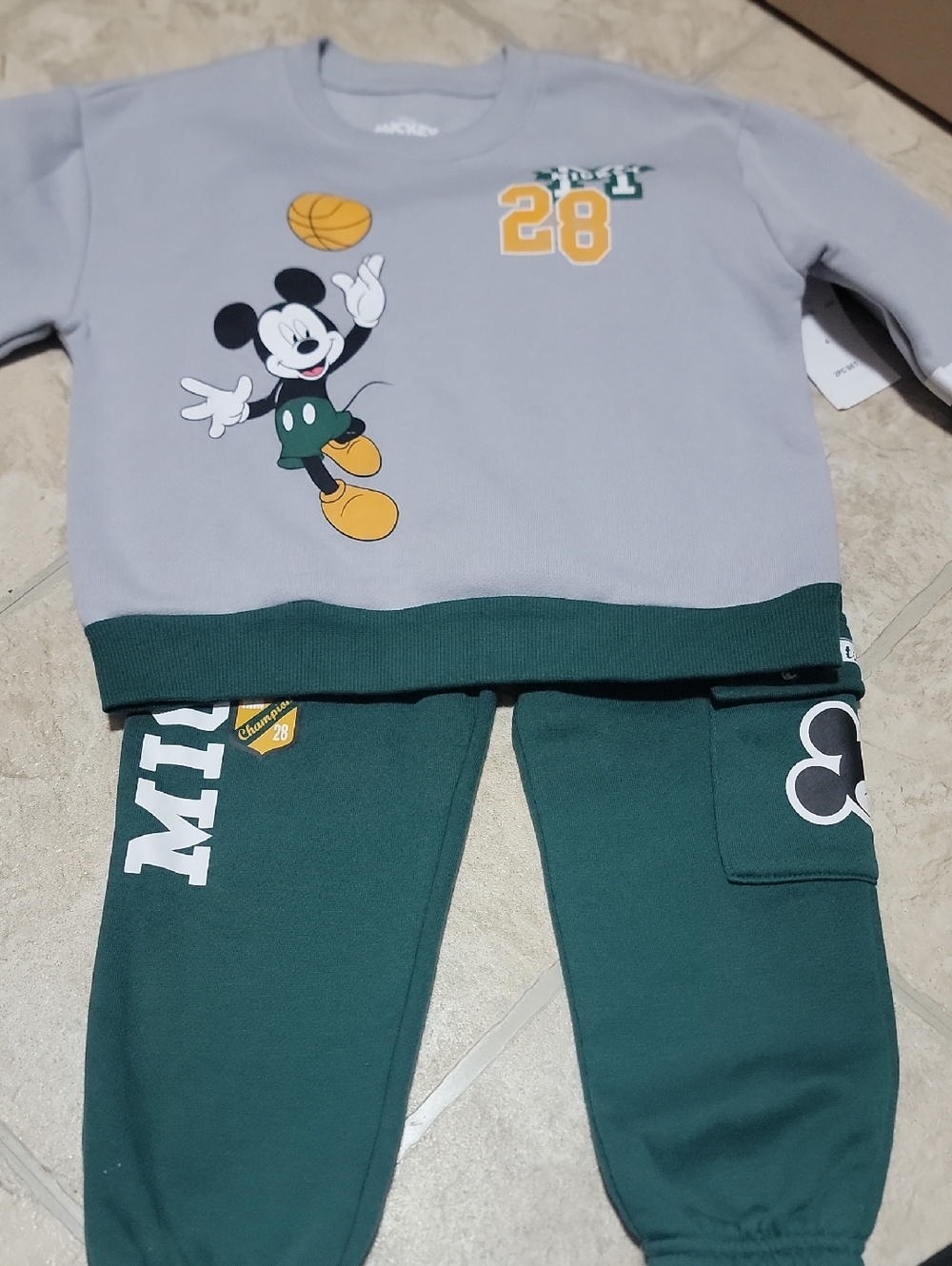 Disney Mickey Mouse Gray & Green Kids Sweatshirt and Joggers Set Size 4